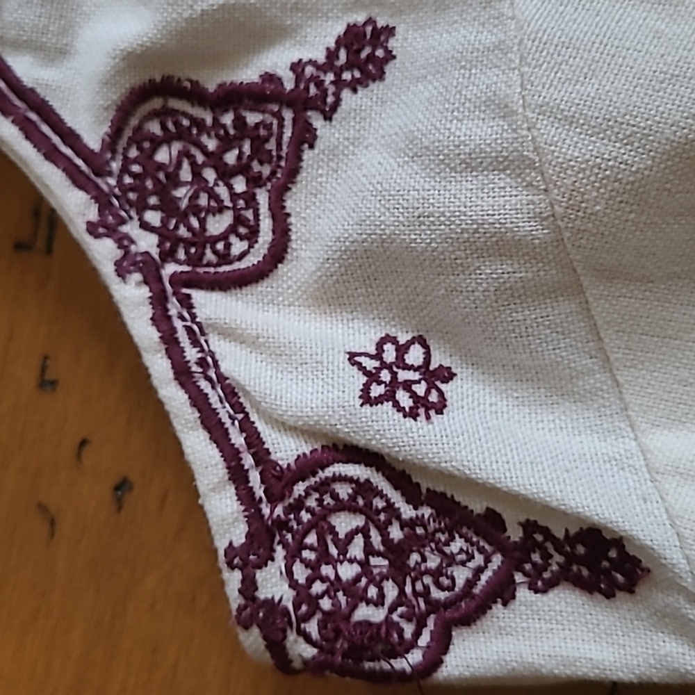 BKE Embroidered Tank - Picture 5 of 8